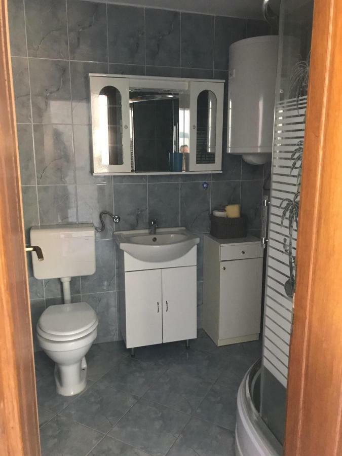 Apartmani Most Масленица Екстер'єр фото