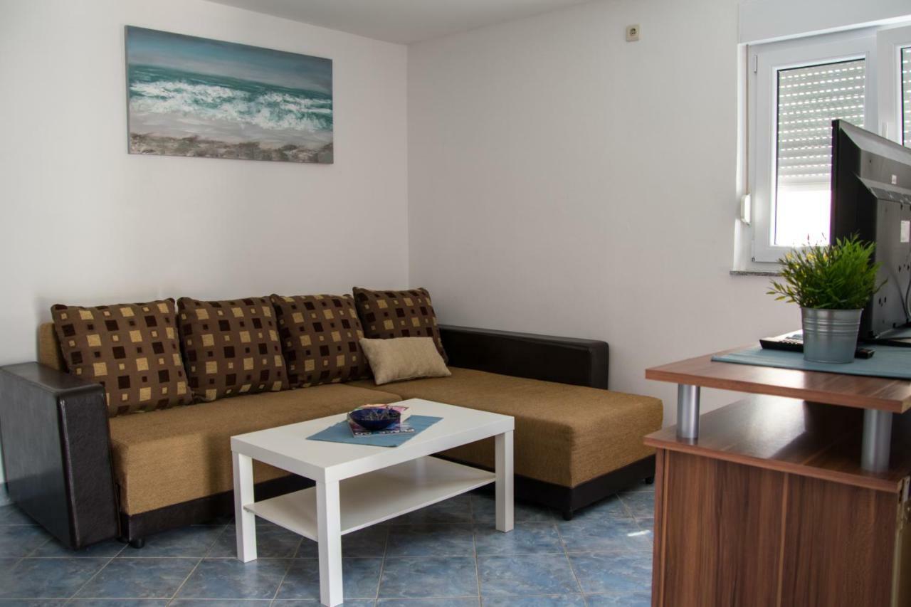 Apartmani Most Масленица Екстер'єр фото