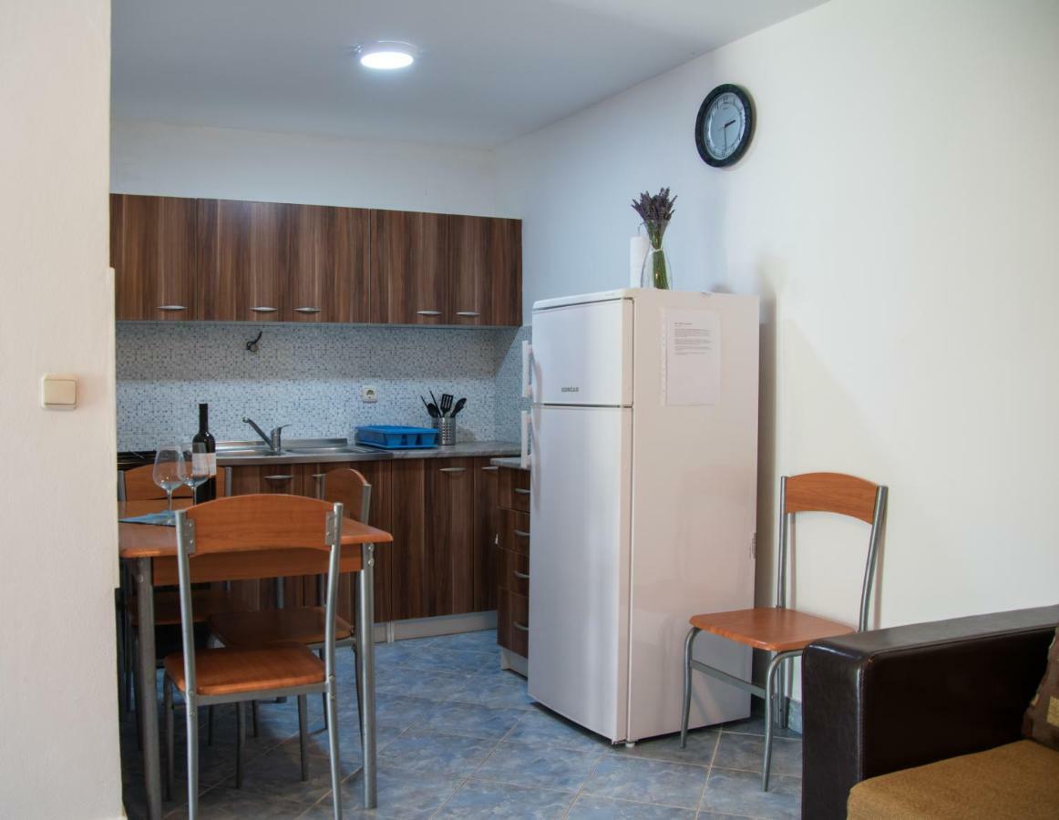 Apartmani Most Масленица Екстер'єр фото
